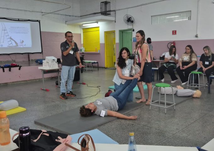 escola reanimação 2
